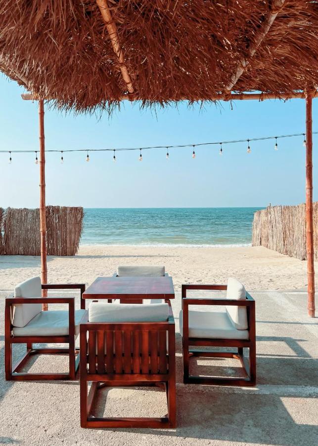 Caravana Beach Resort Al Zorah Аджман Екстериор снимка